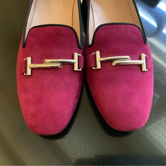 TOD’S DOUBLE T SUEDE SLIP ON LOAFER NWOT - Picture 3 of 9